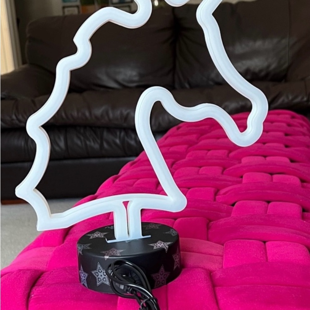 Coach White Unicorn Neon Light - Picture 4 of 7